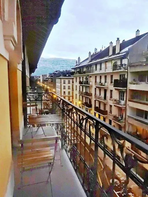 P&R 2, 2 Bedroom, Close To Center, Plainpalais Cenevre